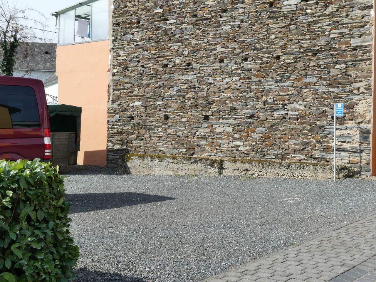 Weingut & Gaestehaus Edwin Hoffmann Trittenheim Bagian luar foto